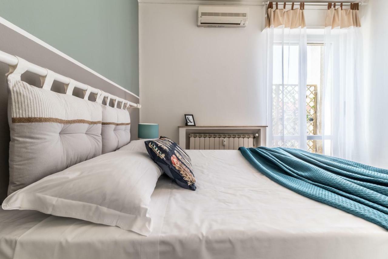 Joivy Modern 1-Bed Flat With Balcony In Portello Milán Exterior foto