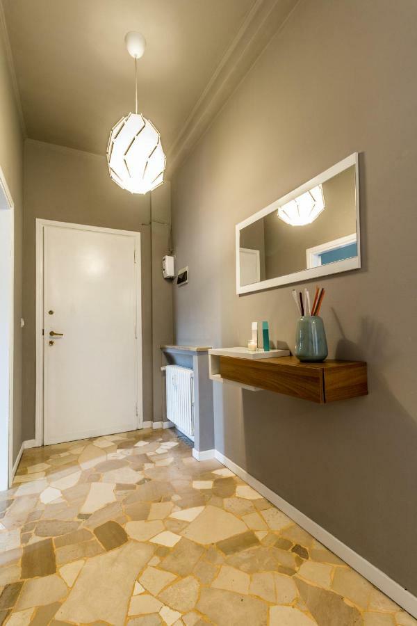Joivy Modern 1-Bed Flat With Balcony In Portello Milán Exterior foto
