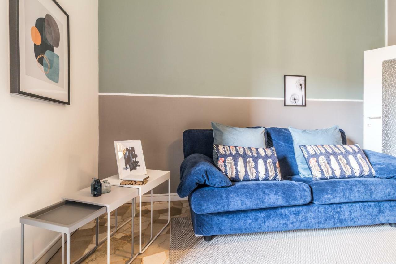Joivy Modern 1-Bed Flat With Balcony In Portello Milán Exterior foto